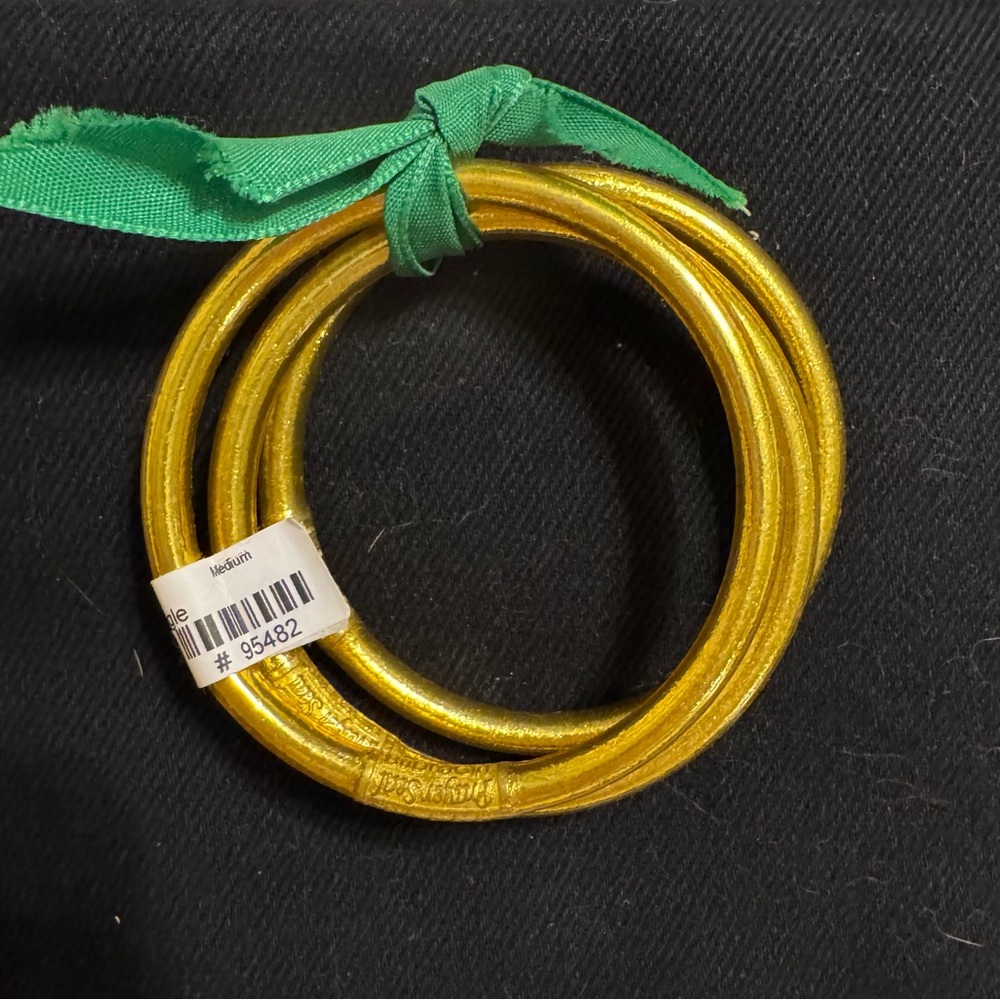 BudHa Girl Gold Bangles